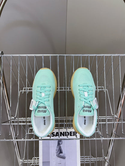 BASIC SNEAKERS IN TURQUOISE MESH