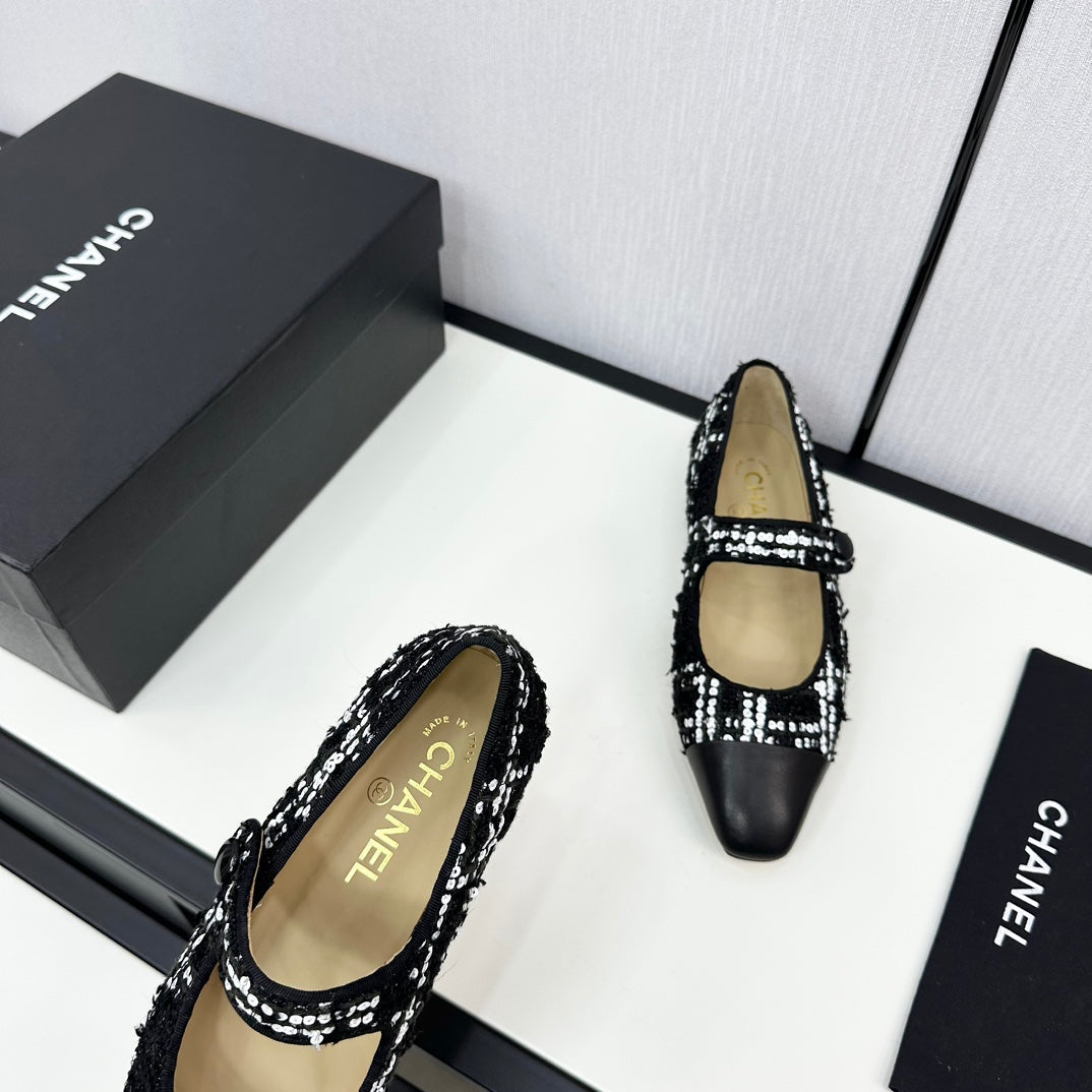 MARY JANE BLACK MIX WHITE TWEED AND CALFSKIN