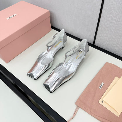 BALLET SANDAL SILVER LAMBSKIN WITH T-STRAP