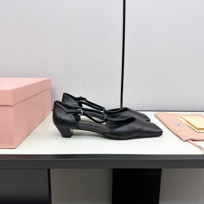 BALLET SANDAL BLACK LAMBSKIN WITH T-STRAP