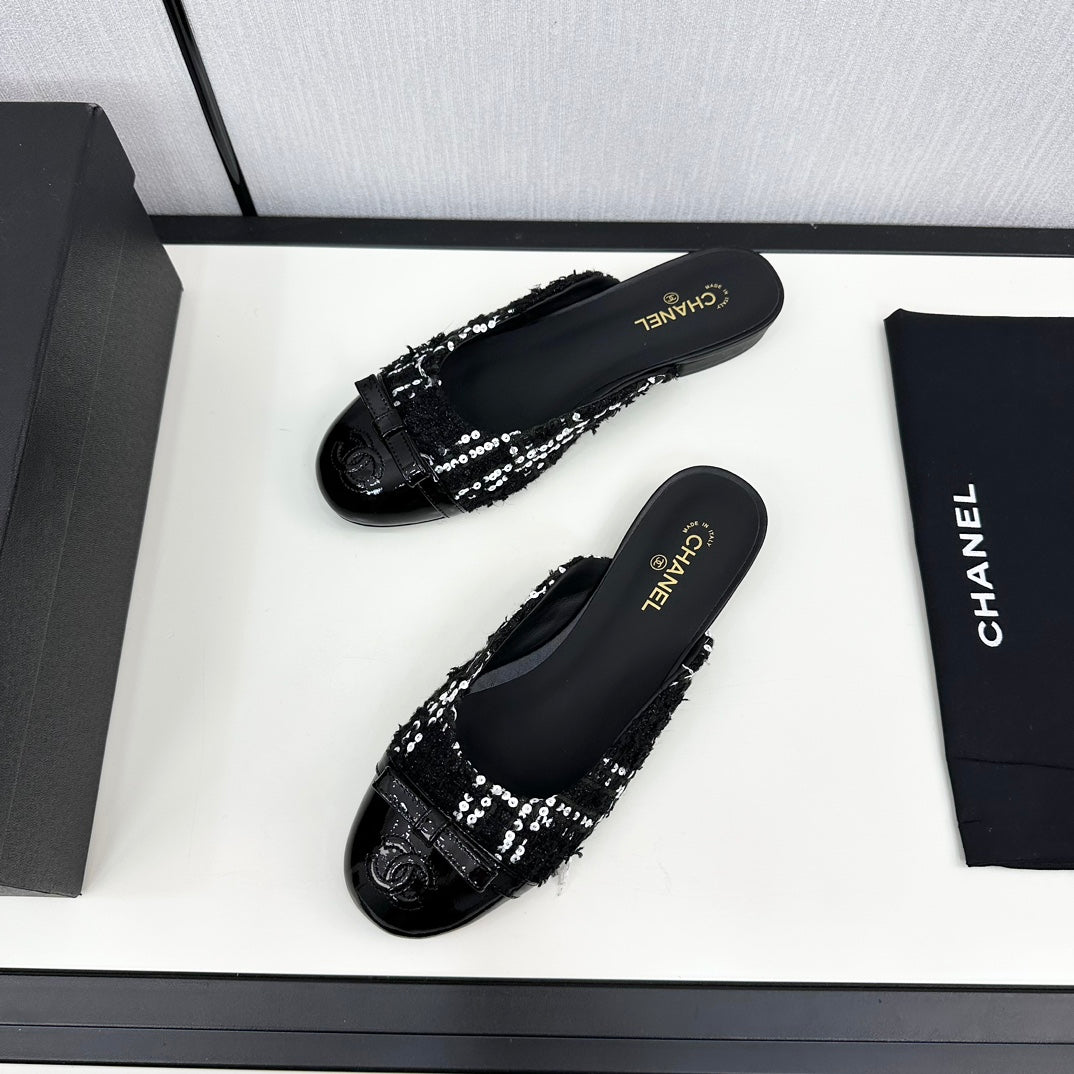 BOW MULE IN BLACK MIX WHITE FUR AND CALFSKIN