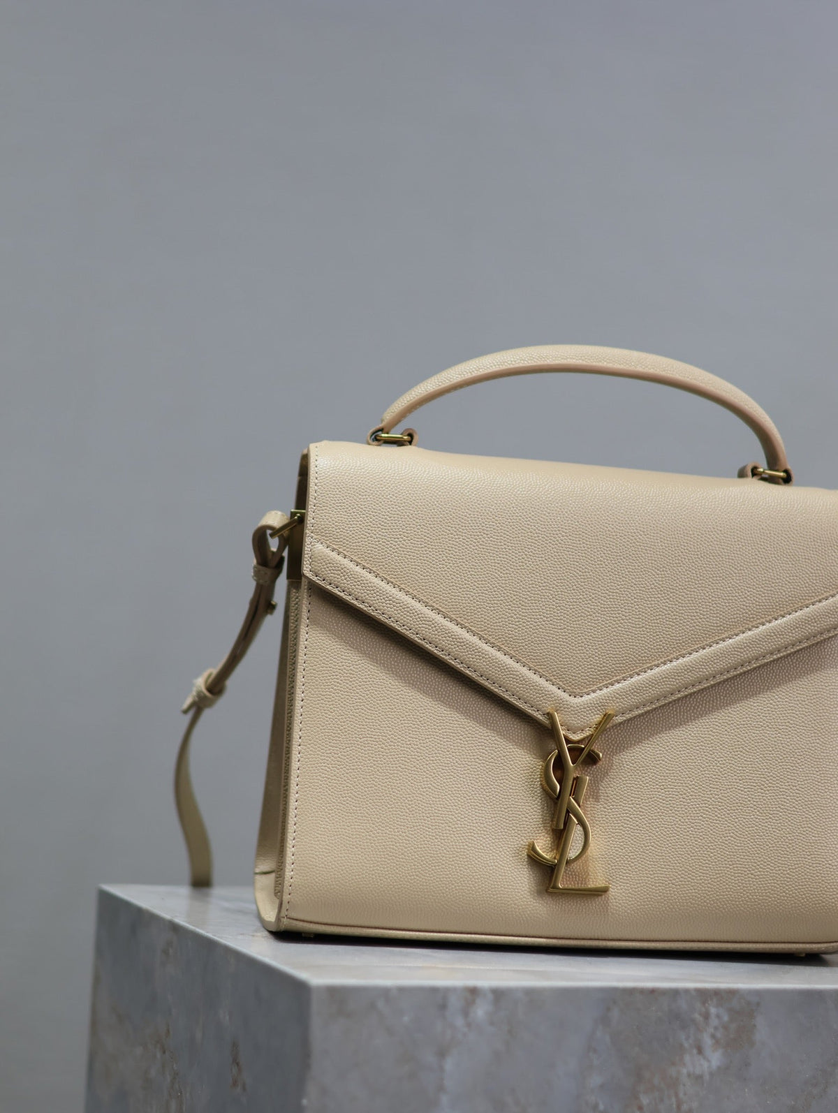 YSL CASSANDRA TOP HANDLE BAG MEDIUM IN BEIGE CALFSKIN GOLD HARDWARE