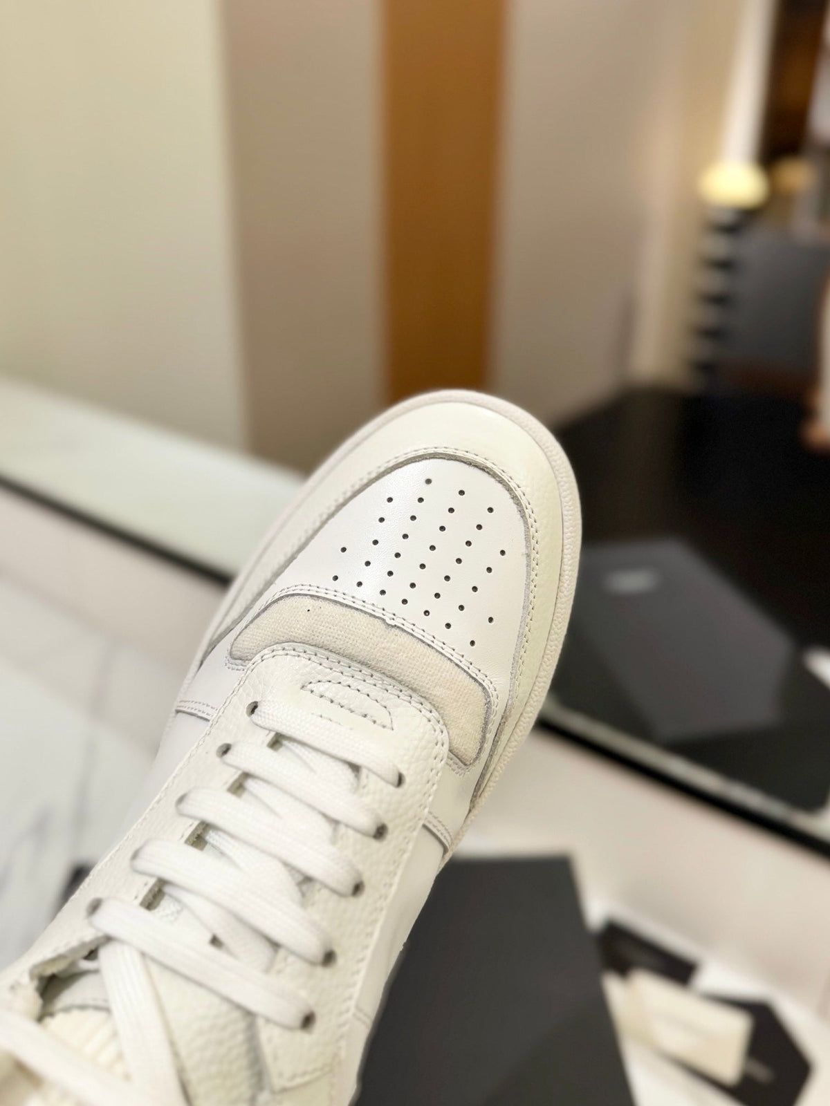 MID-TOP SNEAKERS IN WHITE PERFORATED LAMBSKIN