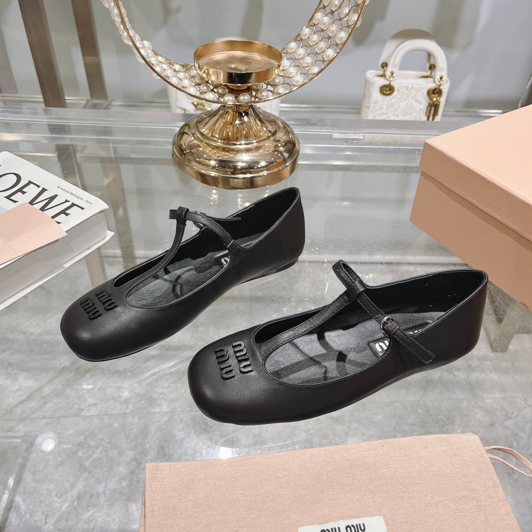 MARY JANE SANDAL BLACK WITH T - STRAP SHEEPSKIN