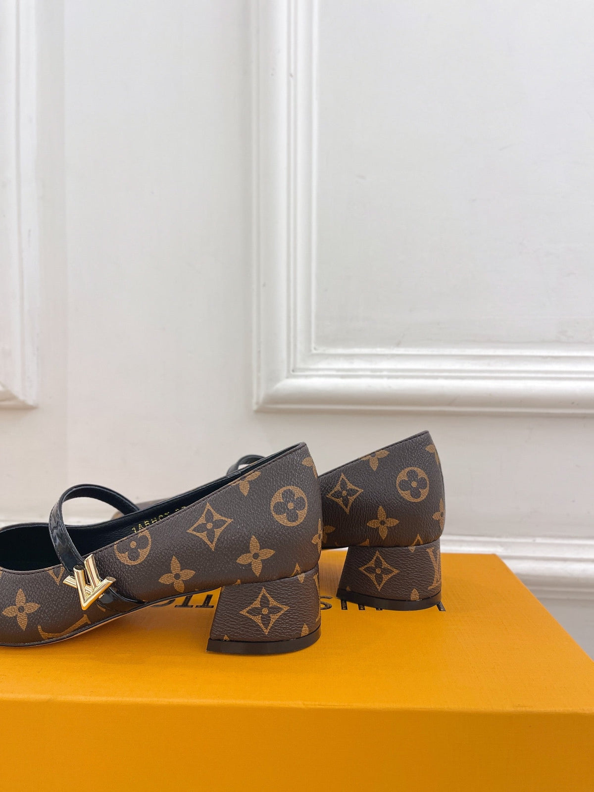 LV WOMEN ROMY HIGH BALLERINA IN CHOCOLATE BROWN MONOGRAM LAMBSKIN