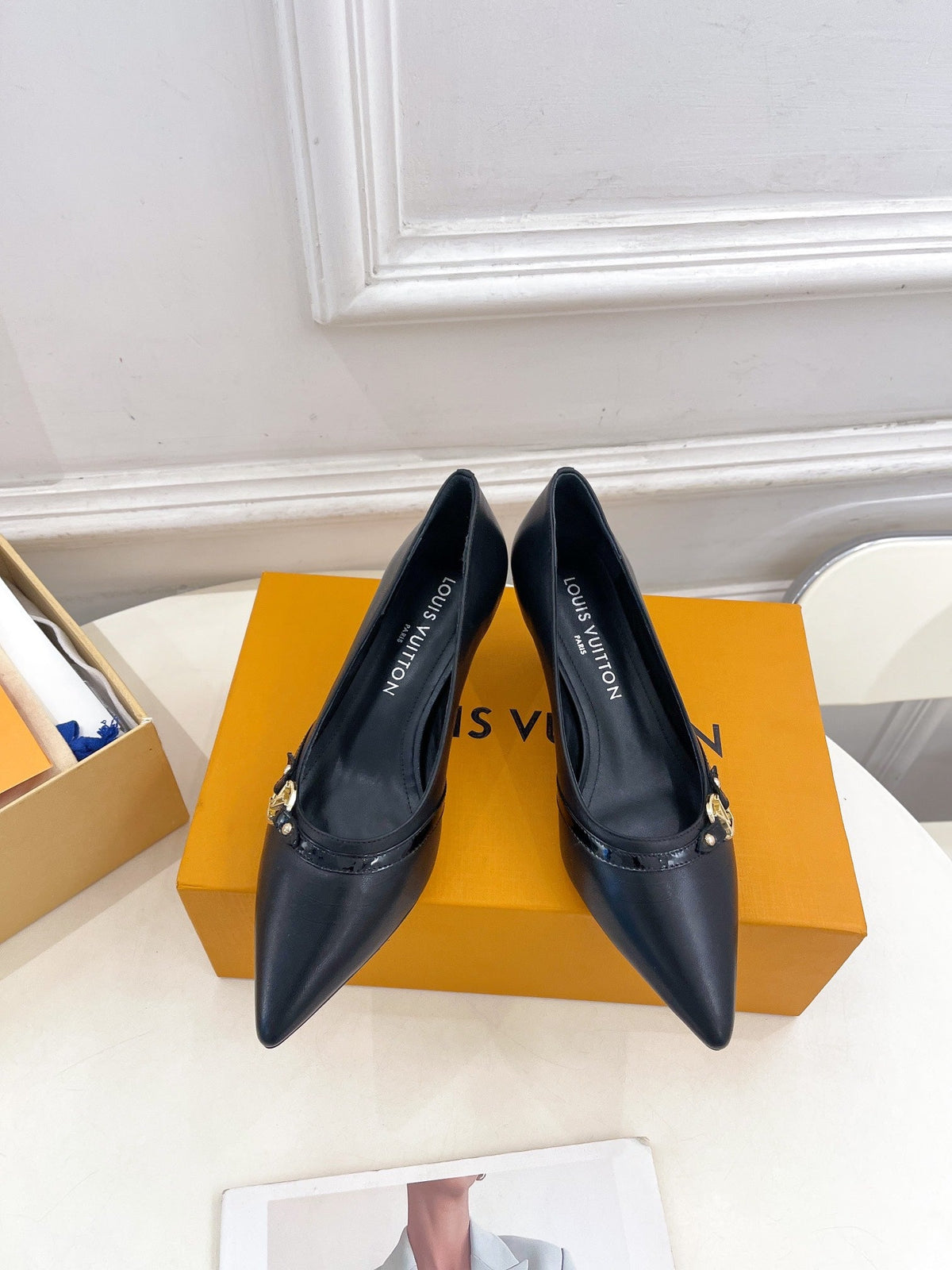 6AM HIGH PUMP 5 CM IN BLACK CALFSKIN