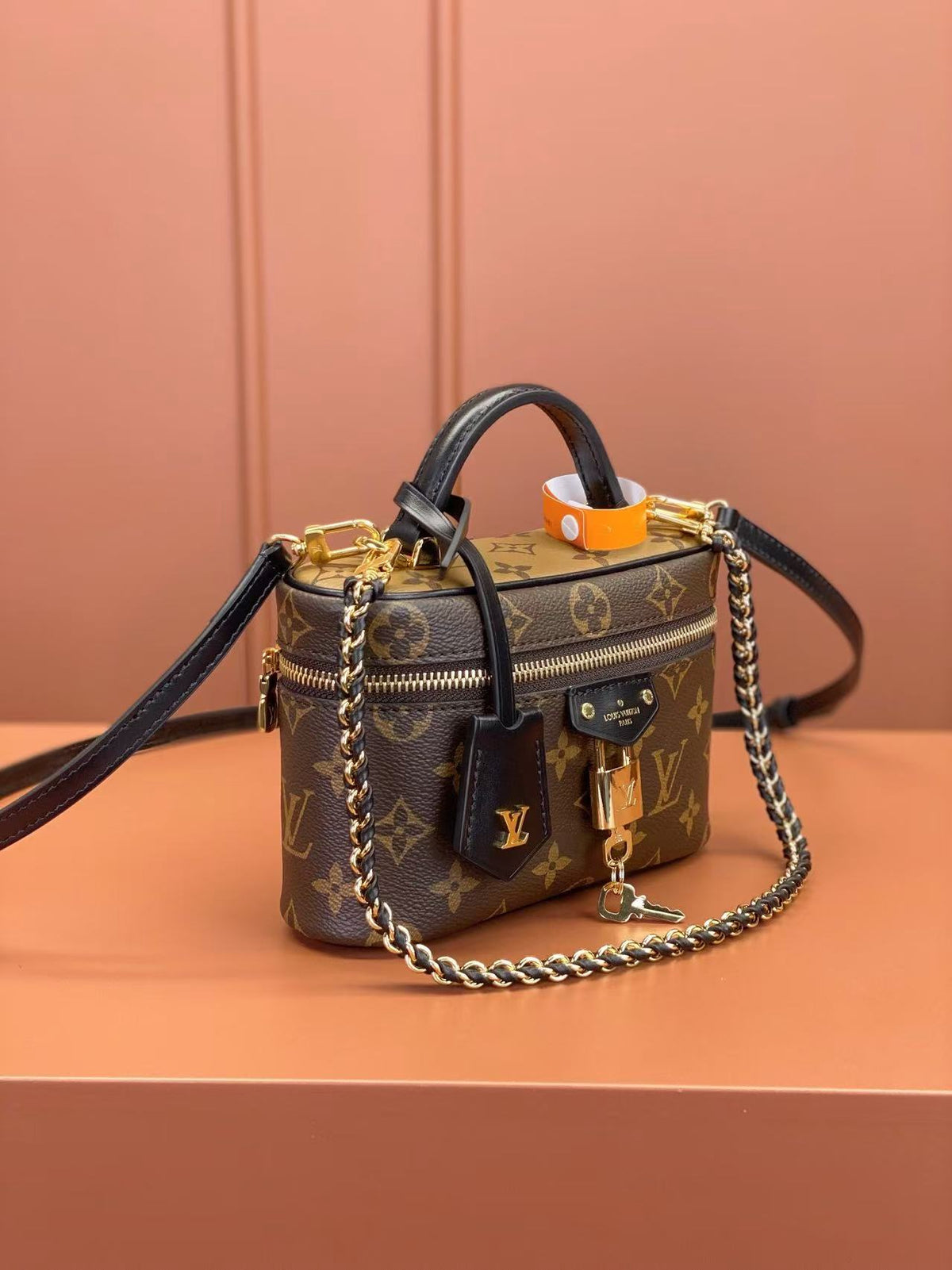 LV Vanity Chain Pouch