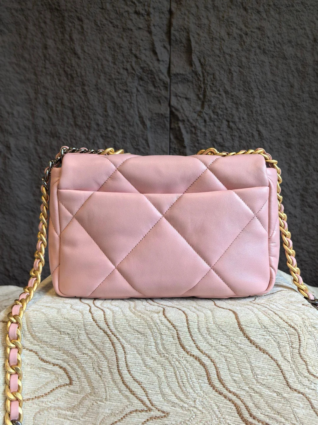CHANEL 19 Small Bag in Pink Gold Hardware