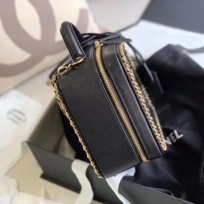 Chanel Filigree Vanity Case Quilted Caviar Gold – Black