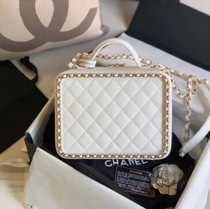 Chanel Filigree Vanity Case Quilted Caviar Gold – White