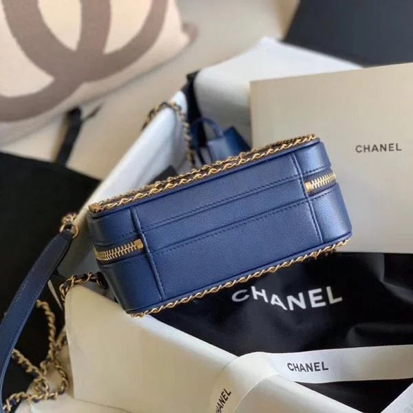 Chanel Filigree Vanity Case Quilted Caviar Gold – Blue