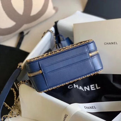Chanel Filigree Vanity Case Quilted Caviar Gold – Blue