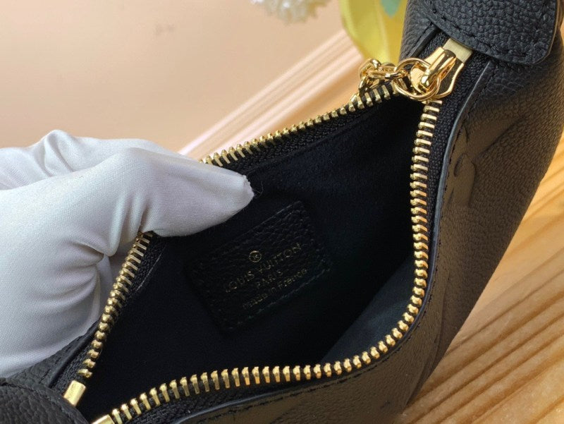 Louis Vuitton LV Moon Mini Bag Black Replica Hanbags 20.5x11x5cm