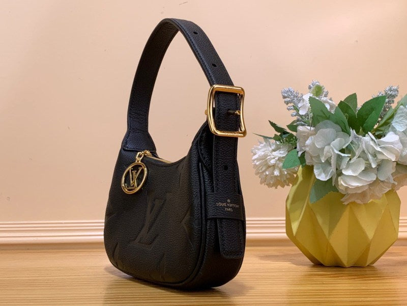 Louis Vuitton LV Moon Mini Bag Black Replica Hanbags 20.5x11x5cm